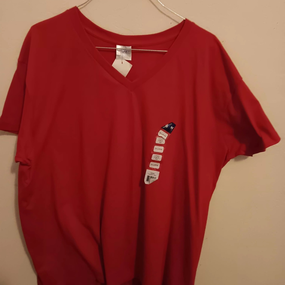 Gildan Tshirt Womens Plus Size 2XL V-Neck Red Short Sleeve Casual Basic Comfort
